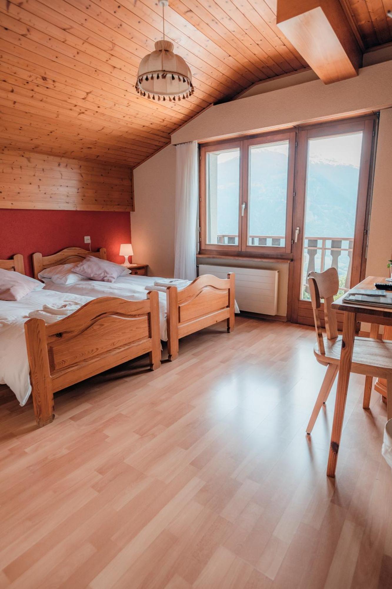 Relais Fleuri Hotell Chermignon-d'en Bas Exteriör bild