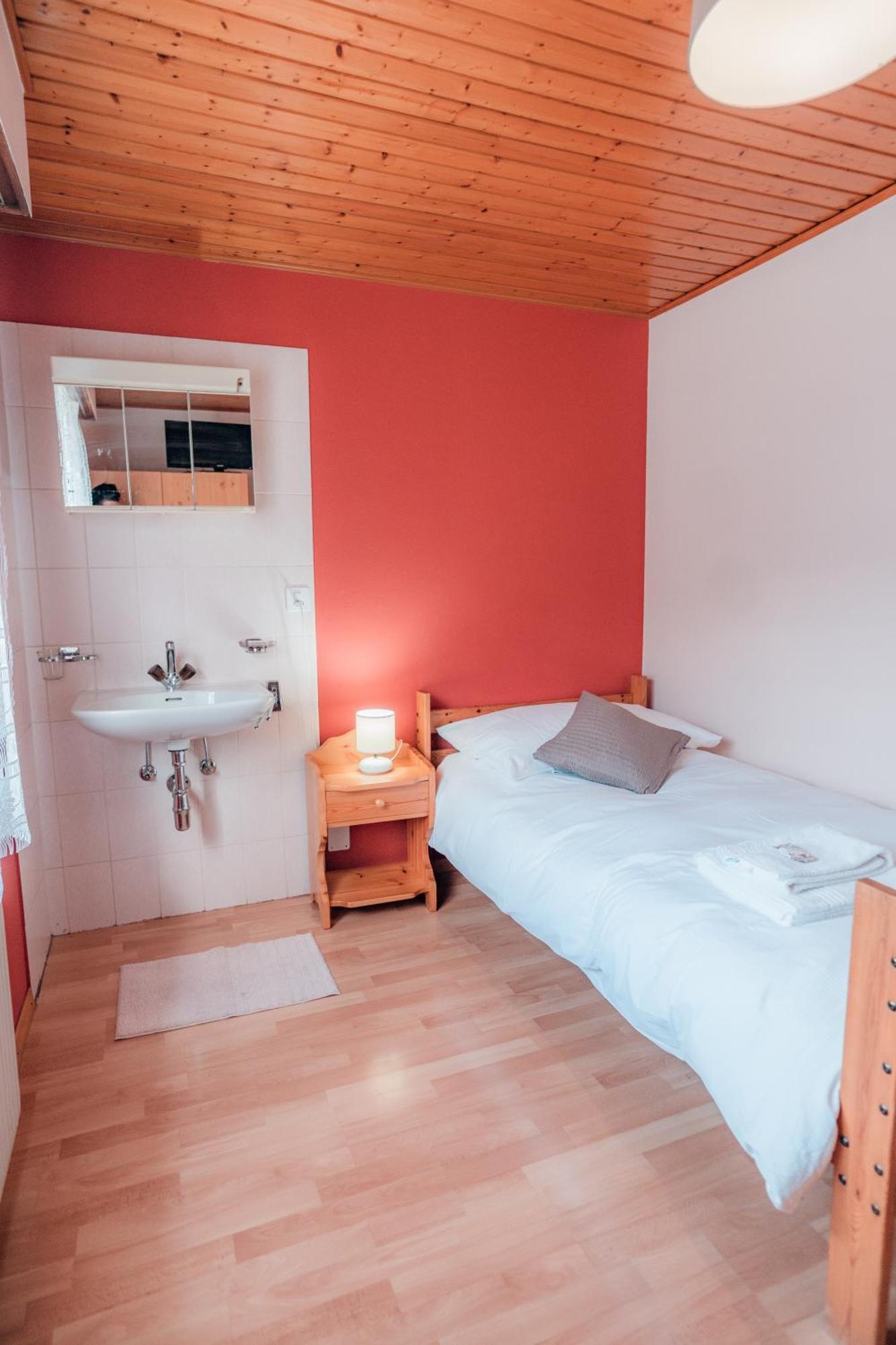 Relais Fleuri Hotell Chermignon-d'en Bas Exteriör bild